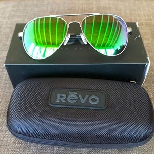 Revo Green Mirror Lens Aviator